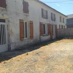 Maison de 107 m² avec 4 chambre(s) en location à Écoyeux