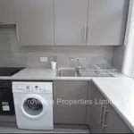 Rent 2 bedroom house in Leeds