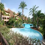 Rent 2 bedroom apartment of 150 m² in Marbella