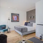 Rent 1 bedroom apartment of 36 m² in Porto