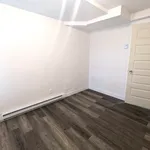 Rent 3 bedroom apartment in Sherbrooke