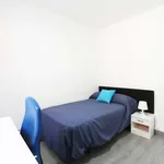 Rent a room of 96 m² in madrid