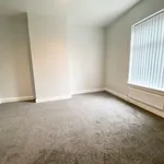 Rent 3 bedroom house in Kirklees