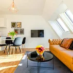 Rent 1 bedroom apartment of 549 m² in vienna