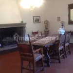 Rent 5 bedroom house of 320 m² in Rome