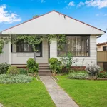 Rent 3 bedroom house in Fairfield West