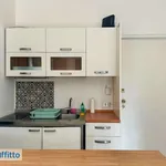 Affitto 2 camera appartamento di 60 m² in Milan