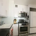 Rent 1 bedroom apartment of 840 m² in Manhattan