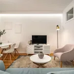 Rent 3 bedroom apartment in lisbon