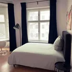 Rent a room of 120 m² in Berlin