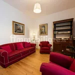 Rent 1 bedroom apartment of 60 m² in Florence