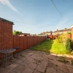 Rent 2 bedroom house in Hull