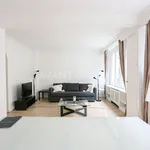 Appartement de 69 m² avec 2 chambre(s) en location à Paris