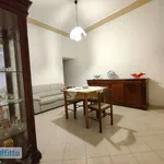 Affitto 2 camera appartamento di 75 m² in Palermo