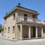 Rent 7 bedroom house of 300 m² in Ceva