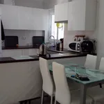 Rent 3 bedroom apartment in Valencia