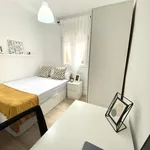 Rent a room of 70 m² in madrid