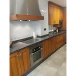 Rent 3 bedroom apartment of 90 m² in Alicante