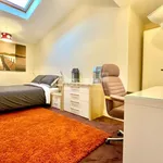 Rent 2 bedroom apartment in Sheffield