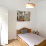 Miete 2 Schlafzimmer wohnung von 614 m² in Bielefeld