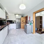 Rent 4 bedroom house of 150 m² in Almada