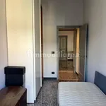 Rent 4 bedroom apartment of 135 m² in Genoa