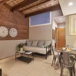 Rent 2 bedroom apartment of 35 m² in Barcelona