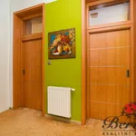 Rent 2 bedroom apartment of 55 m² in Prague