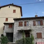 Rent 3 bedroom house of 65 m² in Fiastra