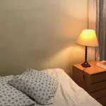 Rent a room of 200 m² in madrid