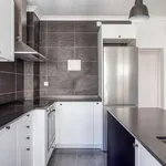 Rent 3 bedroom apartment of 88 m² in lisbon