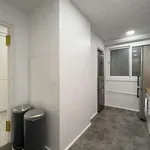 Rent a room of 380 m² in barcelona