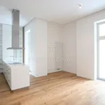 Rent 1 bedroom apartment of 74 m² in Prague