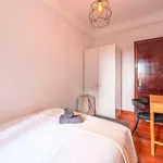 Rent a room in lisbon