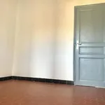 Rent 3 bedroom apartment of 57 m² in Trets