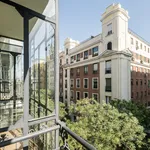 Rent 1 bedroom apartment of 100 m² in Madrid