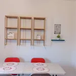 Rent a room of 90 m² in jaen