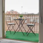 Alquilar 3 dormitorio apartamento en Alicante