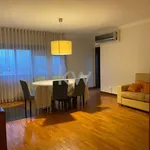 Rent 3 bedroom apartment of 105 m² in Porto