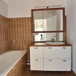 Appartement de 49 m² avec 2 chambre(s) en location à SURESNES