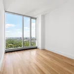 Rent 2 bedroom apartment of 133 m² in New York