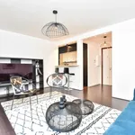 Rent 1 bedroom apartment of 500 m² in Paris