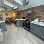 Rent 5 bedroom house in West Midlands