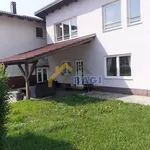 Mičevec - kuća za smještaj ženskih djelatnica, kuća, površina 130m2, za najam