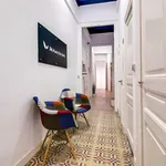 Rent 8 bedroom apartment in Barcelona