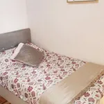 Rent a room of 100 m² in madrid