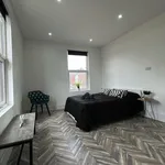 Rent 2 bedroom apartment in Yorkshire And The Humber