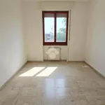 Rent 2 bedroom apartment of 65 m² in Milano