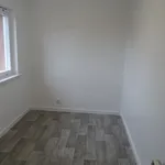 Rent 3 bedroom flat in Scotland