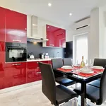 Rent 4 bedroom apartment of 65 m² in Rome